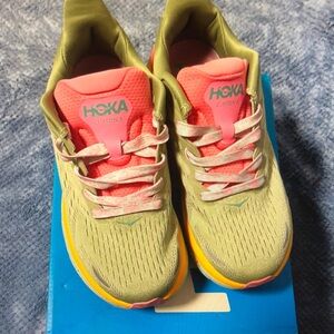 Hoka Womens Bondi 8 Running Shoes Size 7B